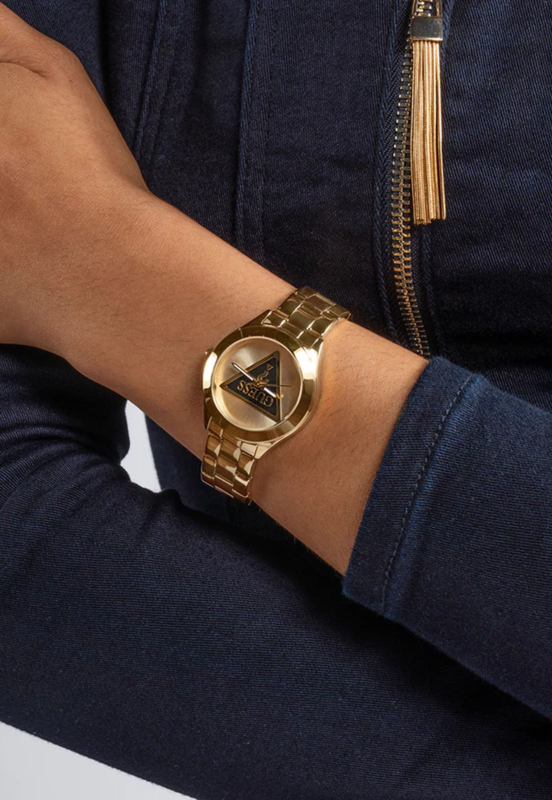 Relógio Redondo Logo Aço Dourado - Imagem 9