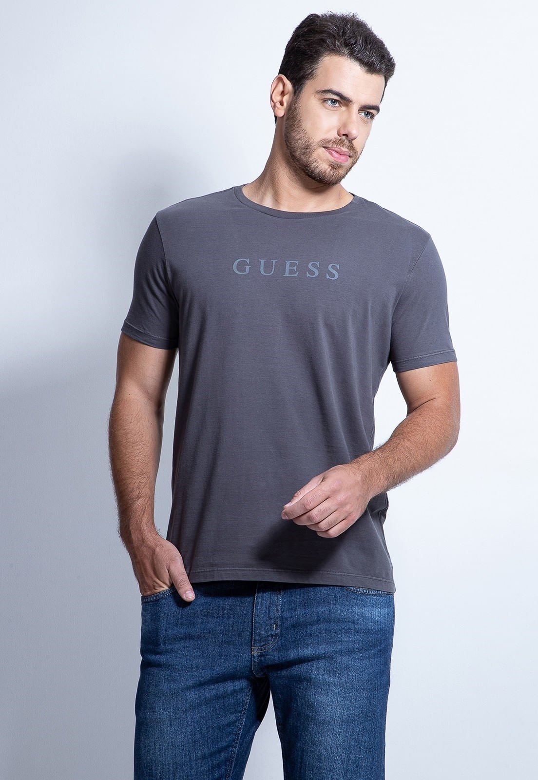Camiseta Silk Relevo Guess Grafite