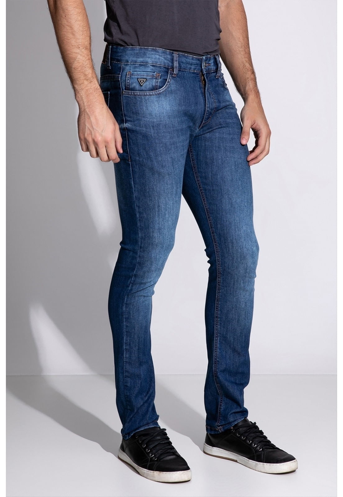 Calça Jeans Slim Guess Azul - Imagem 16