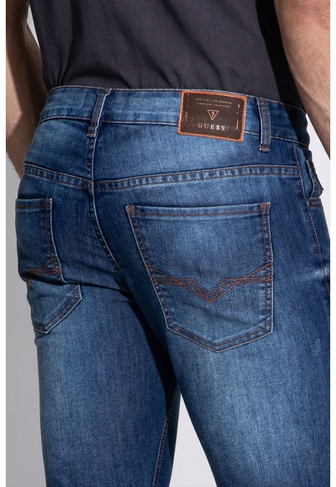 Calça Jeans Slim Guess Azul - Imagem 24