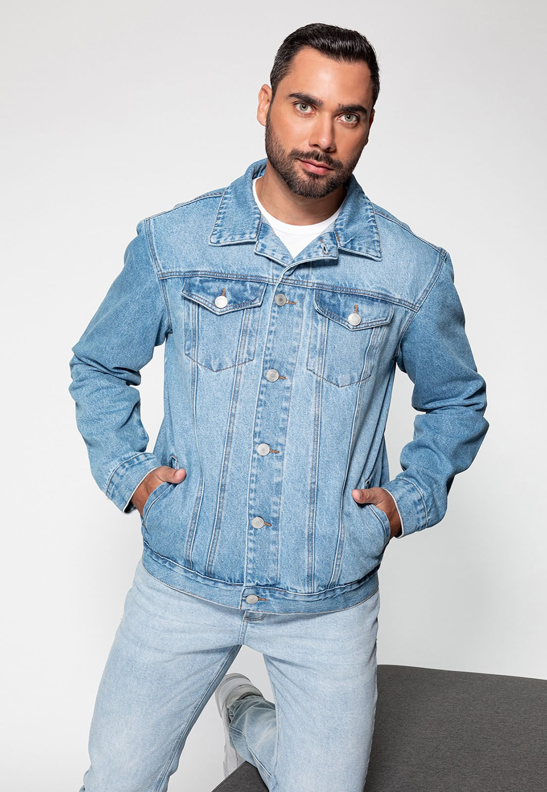 Jaqueta Jeans Guess Trucker Azul Claro - Imagem 6