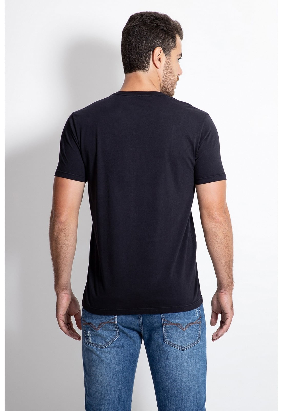 Camiseta Silk Águia Guess Preto - Imagem 12