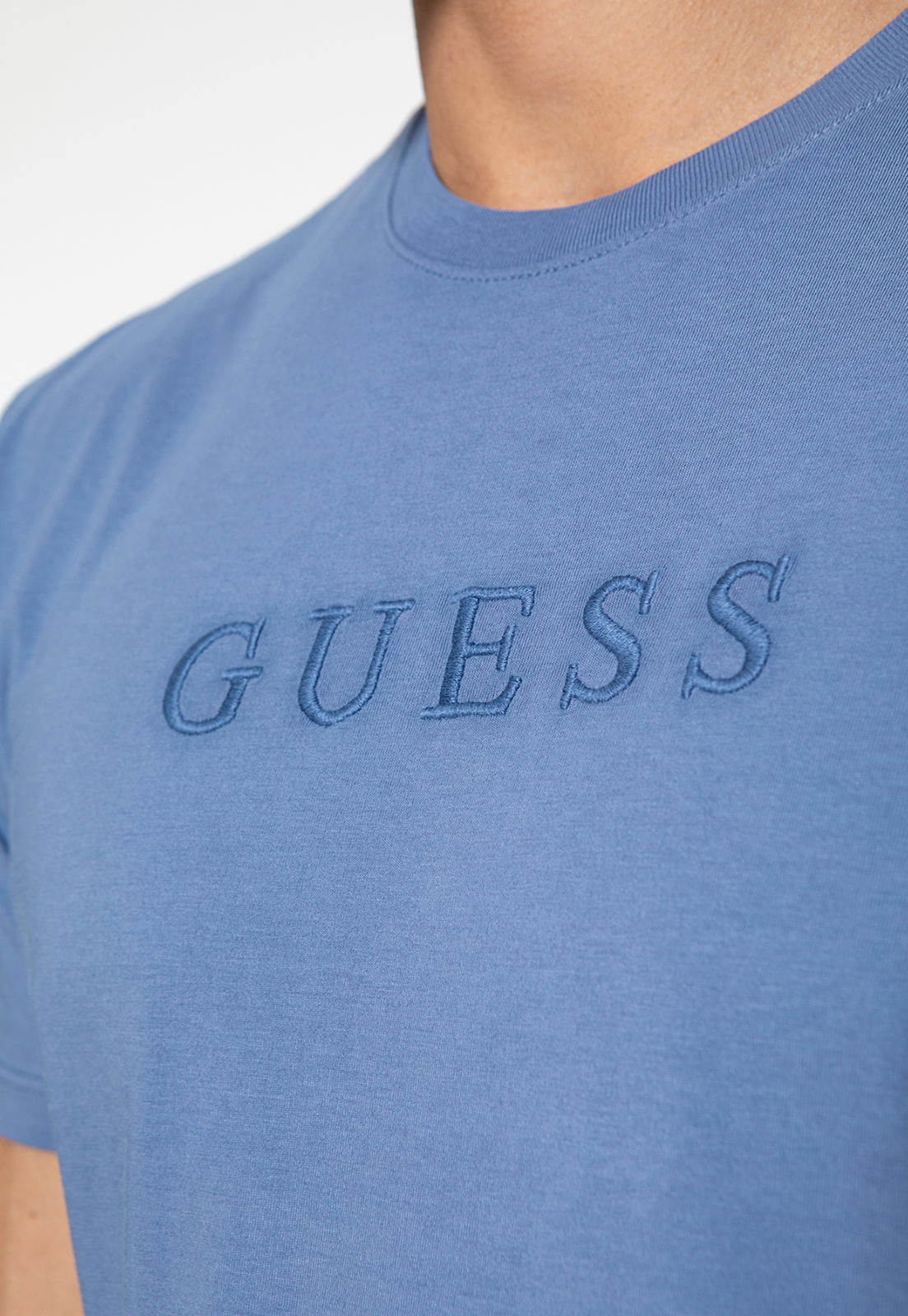 Camiseta Logo Bordado Guess Azul Claro - Imagem 4