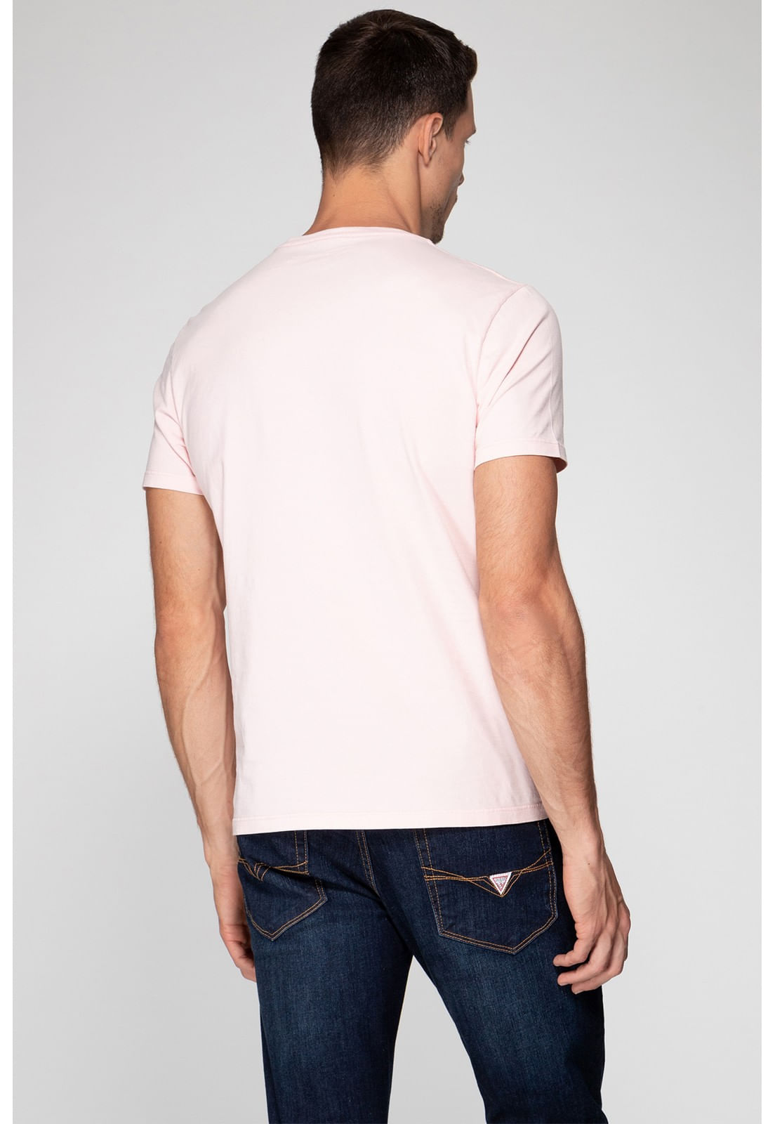 Camiseta Silk Guess Emborrachado Rosa Claro - Imagem 21