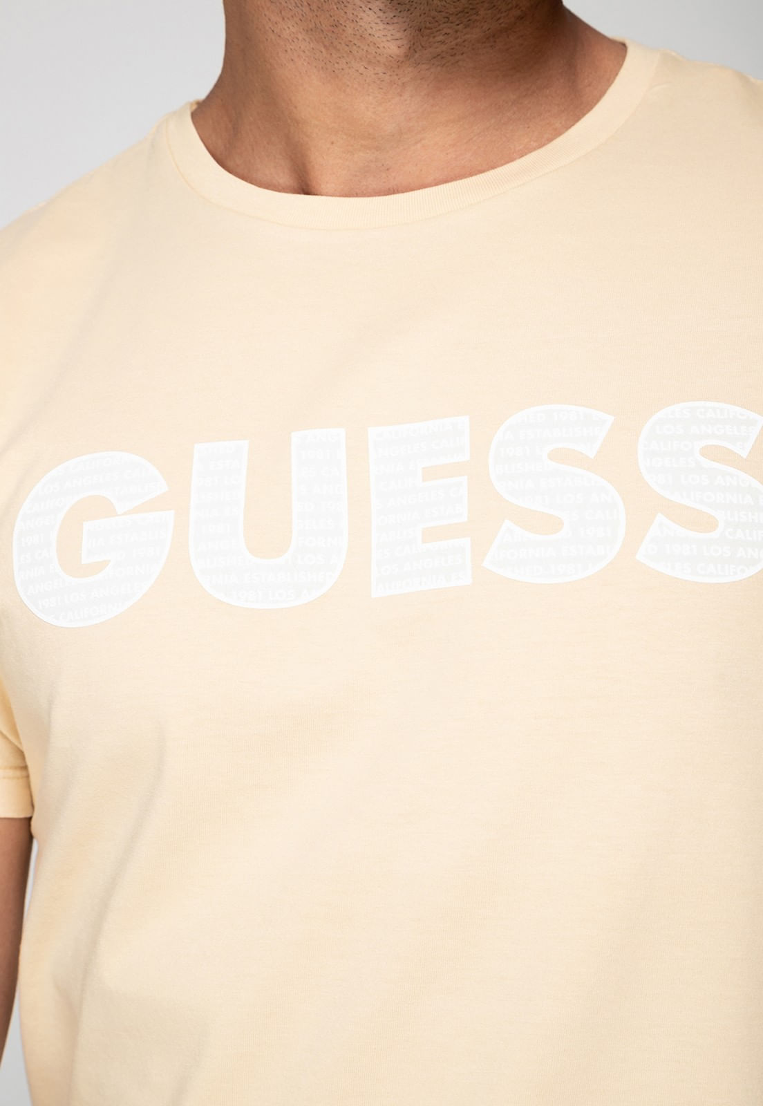 Camiseta Silk Guess Emborrachado Amarelo - Imagem 19