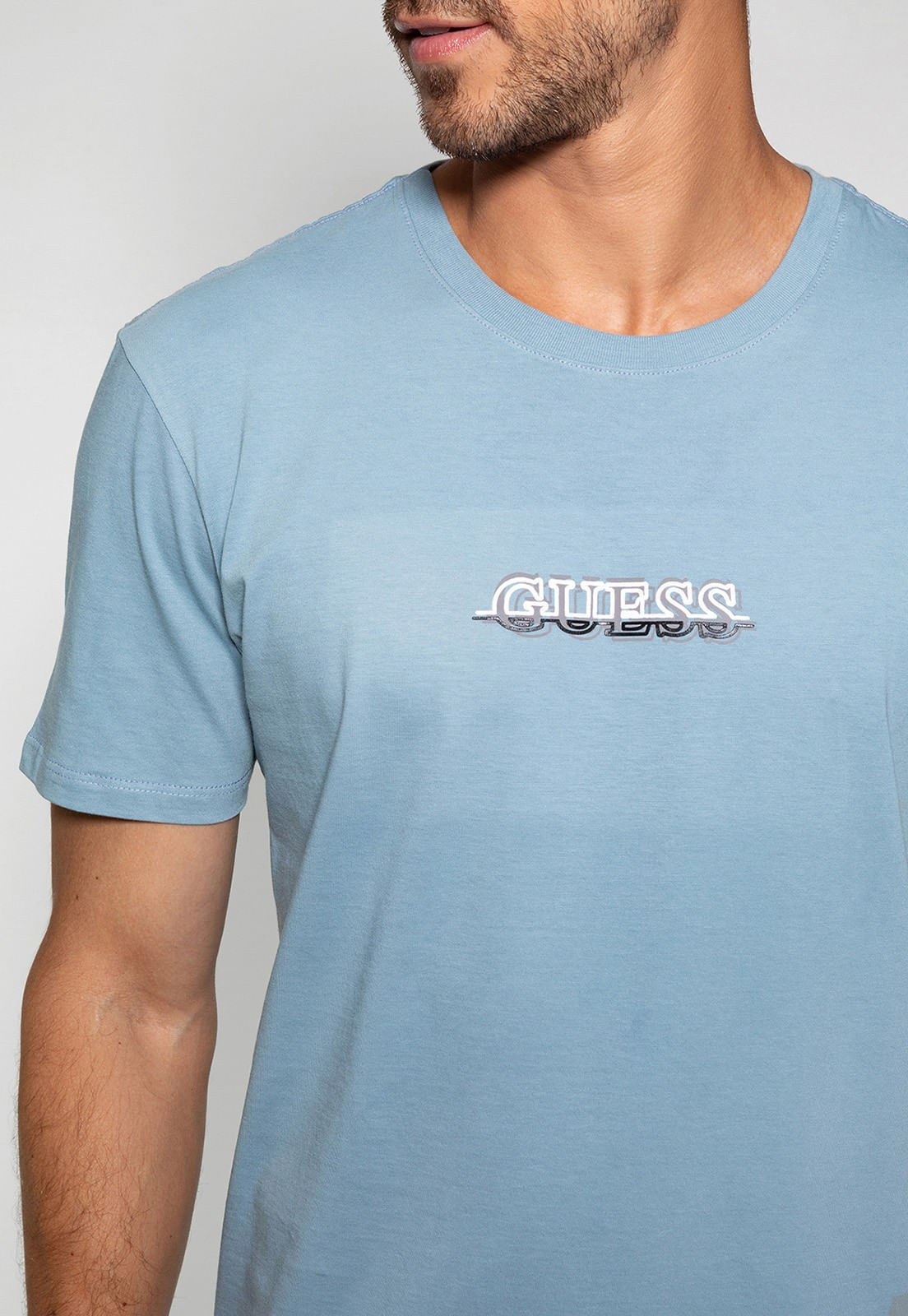 Camiseta Silk Emborrachado Guess Azul - Imagem 18