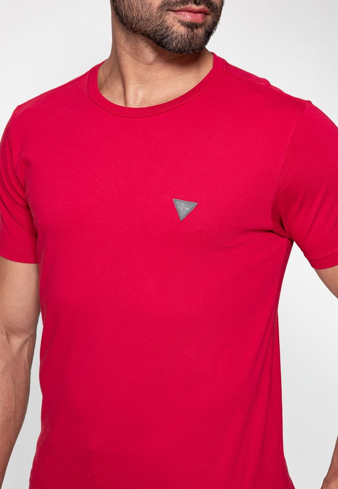 Camiseta Triângulo Emborrachado Guess Vermelho - Imagem 23