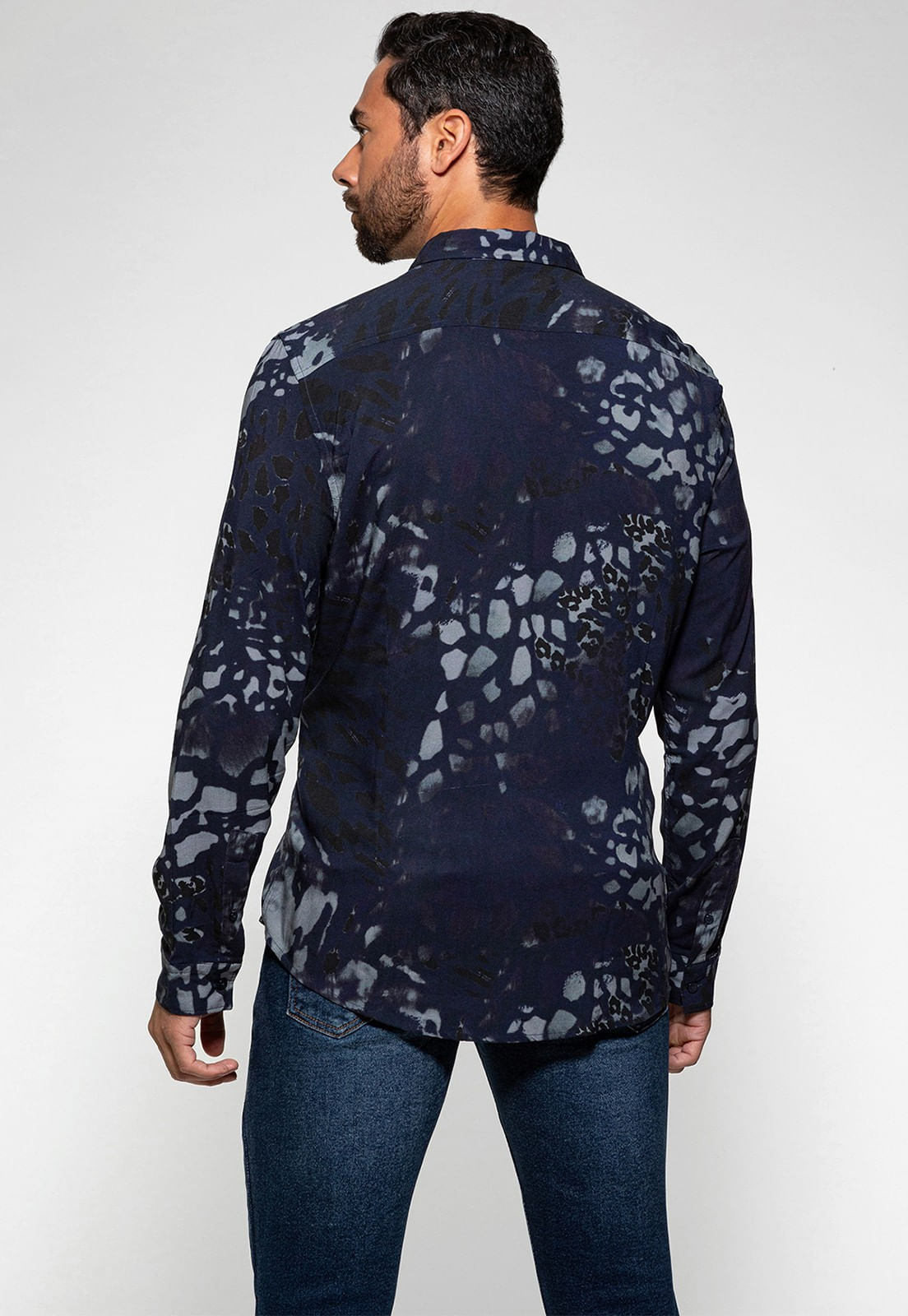 Camisa Manga Longa Midnight Animal Guess Branco - Imagem 16