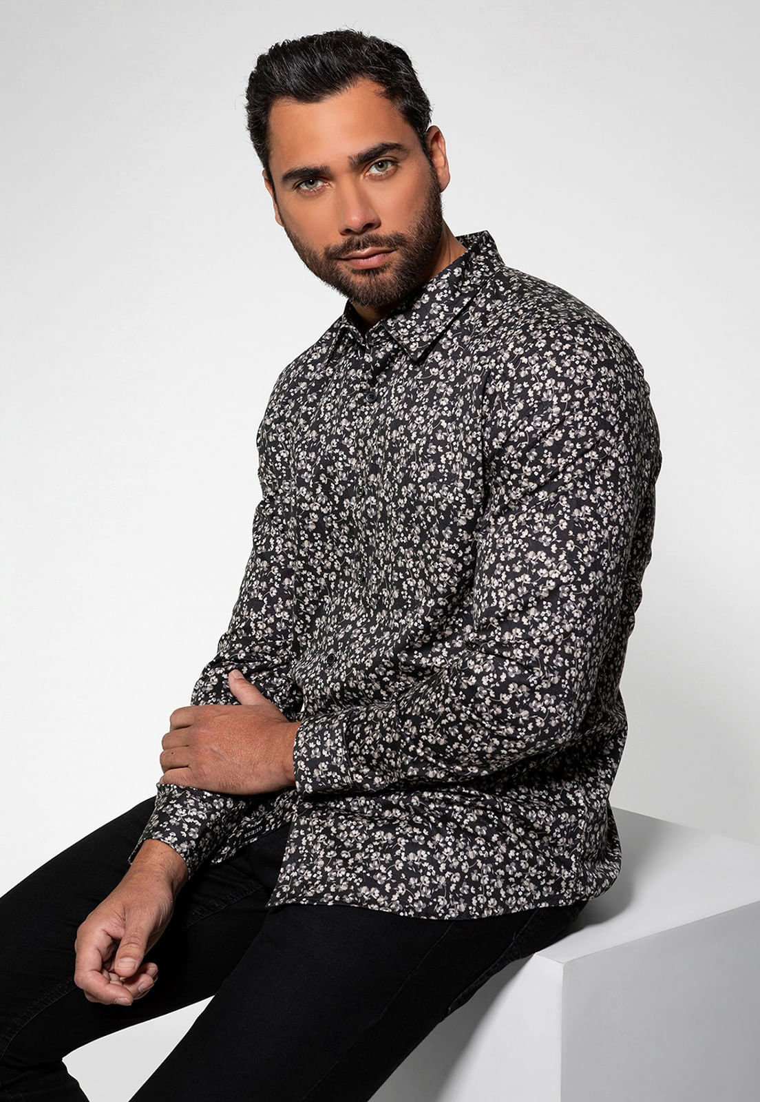 Camisa Manga Longa Mini Flower Guess Preto - Imagem 20