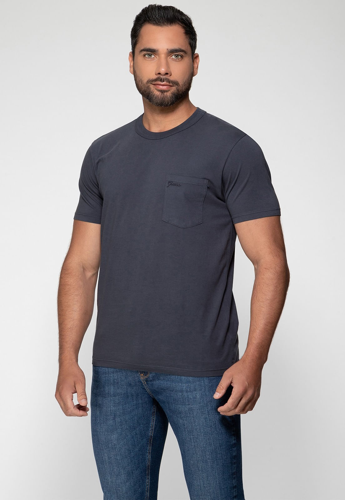 Camiseta Bolso Logo Bordado Guess Grafite