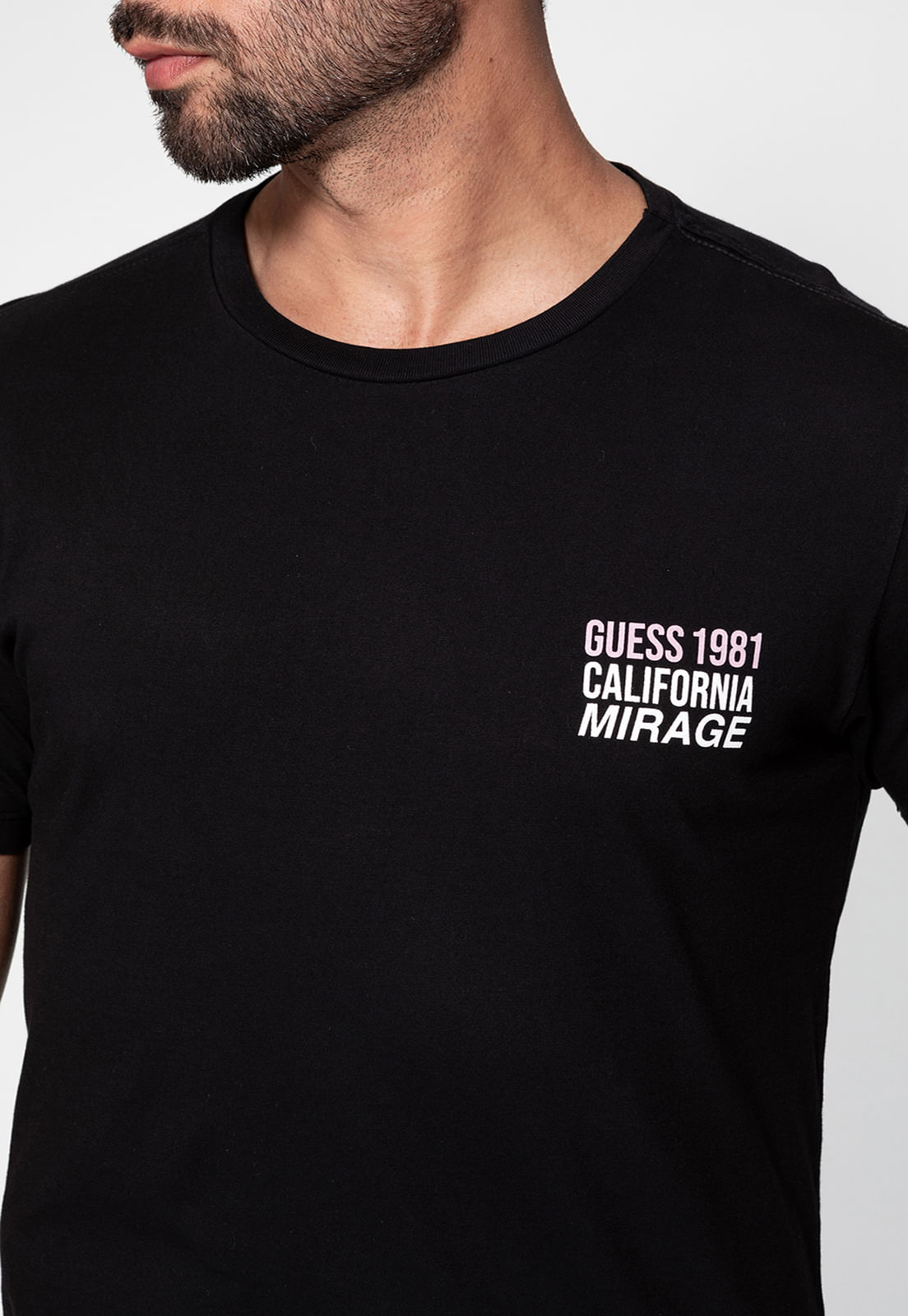 Camiseta Palm Costas Guess Preto - Imagem 21