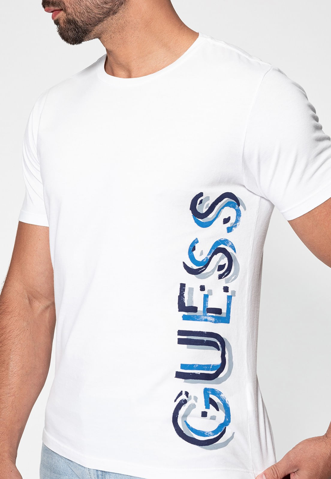 Camiseta Logo Vertical Guess Branco - Imagem 19