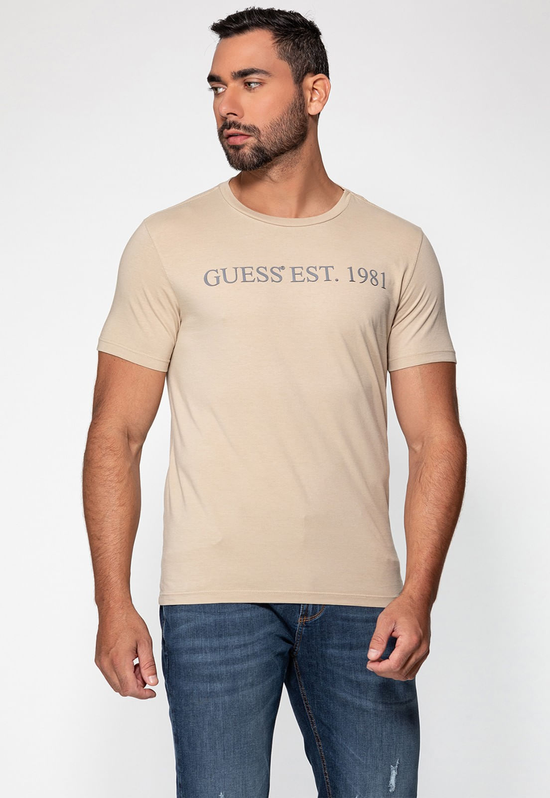 Camiseta Guess Est 1981 Relevo Bege