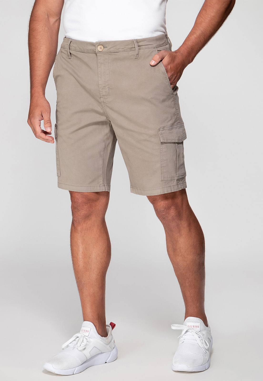 Bermuda Cargo Sarja Guess Verde Claro - Imagem 5