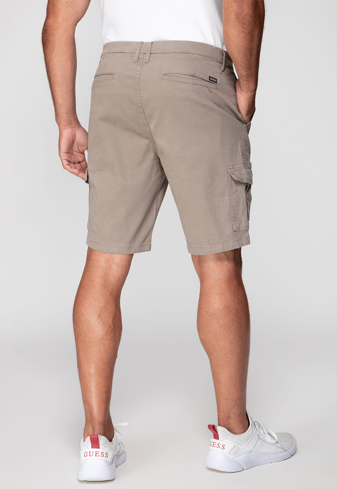 Bermuda Cargo Sarja Guess Verde Claro - Imagem 9