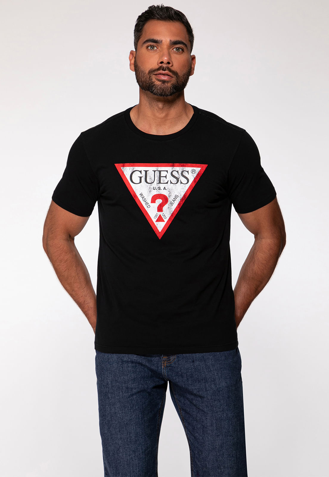 Camiseta Guess Triang Desgastado Preto