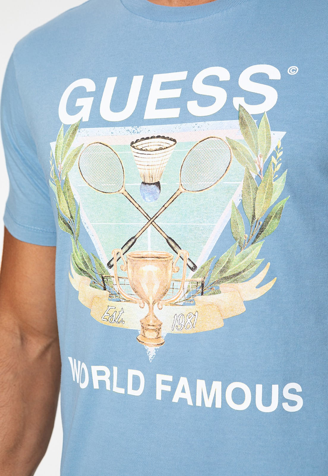 Camiseta Guess Silk Badminton Azul Claro - Imagem 23