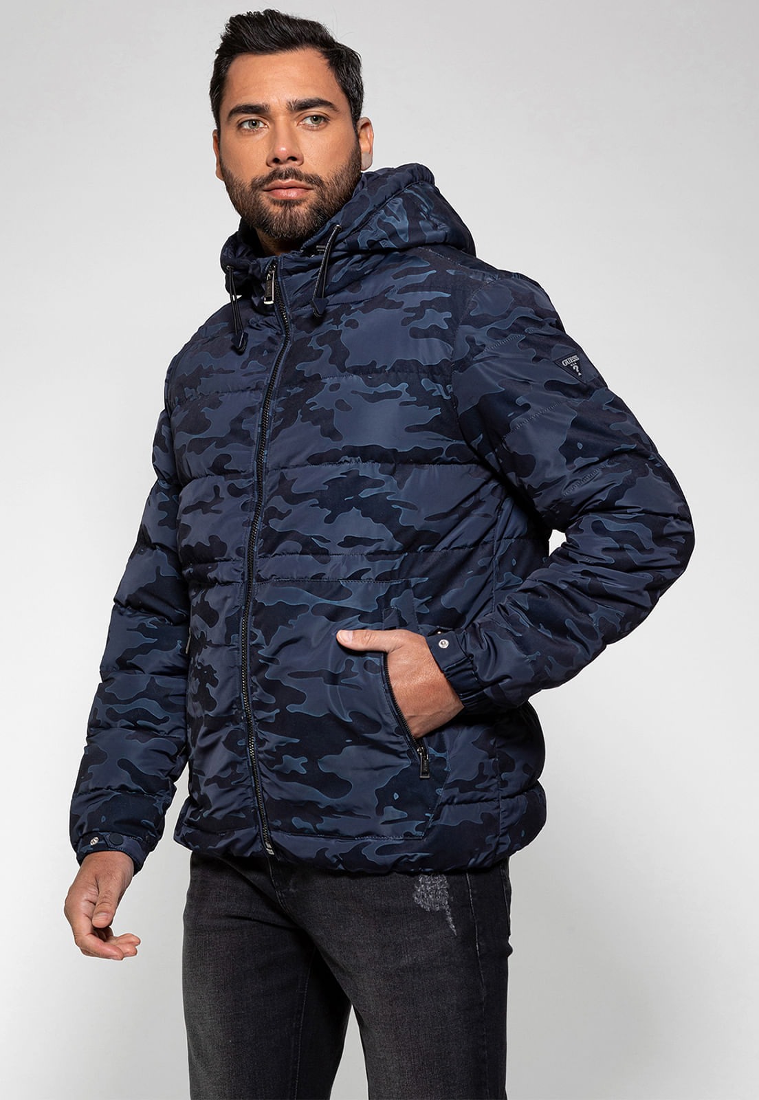 Jaqueta Nylon Puffer Camuflada Guess Verde Militar