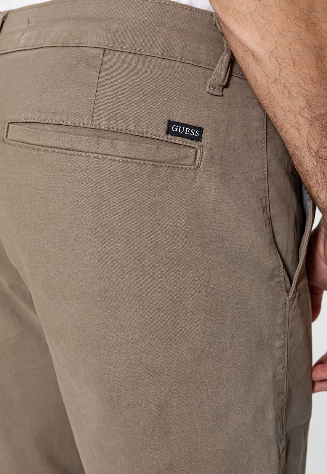 Bermuda Chino Guess Bege - Imagem 11