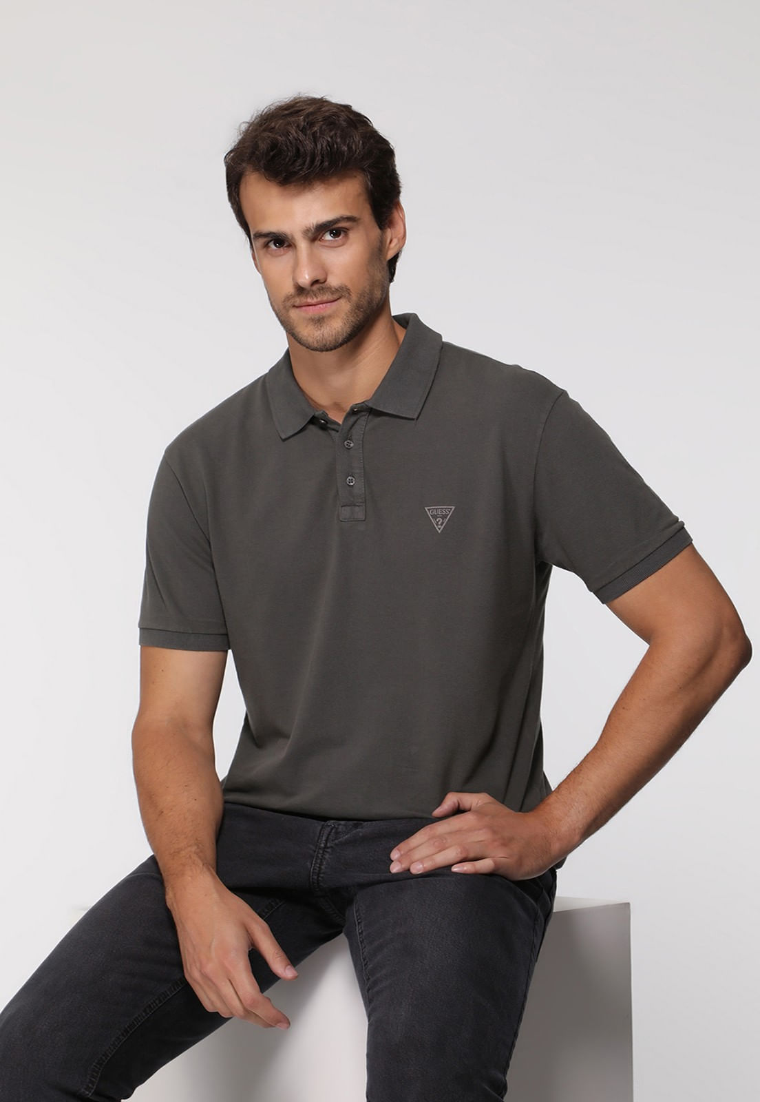 Camisa Polo Silk Triangulo Pq Puff Guess Grafite - Imagem 5