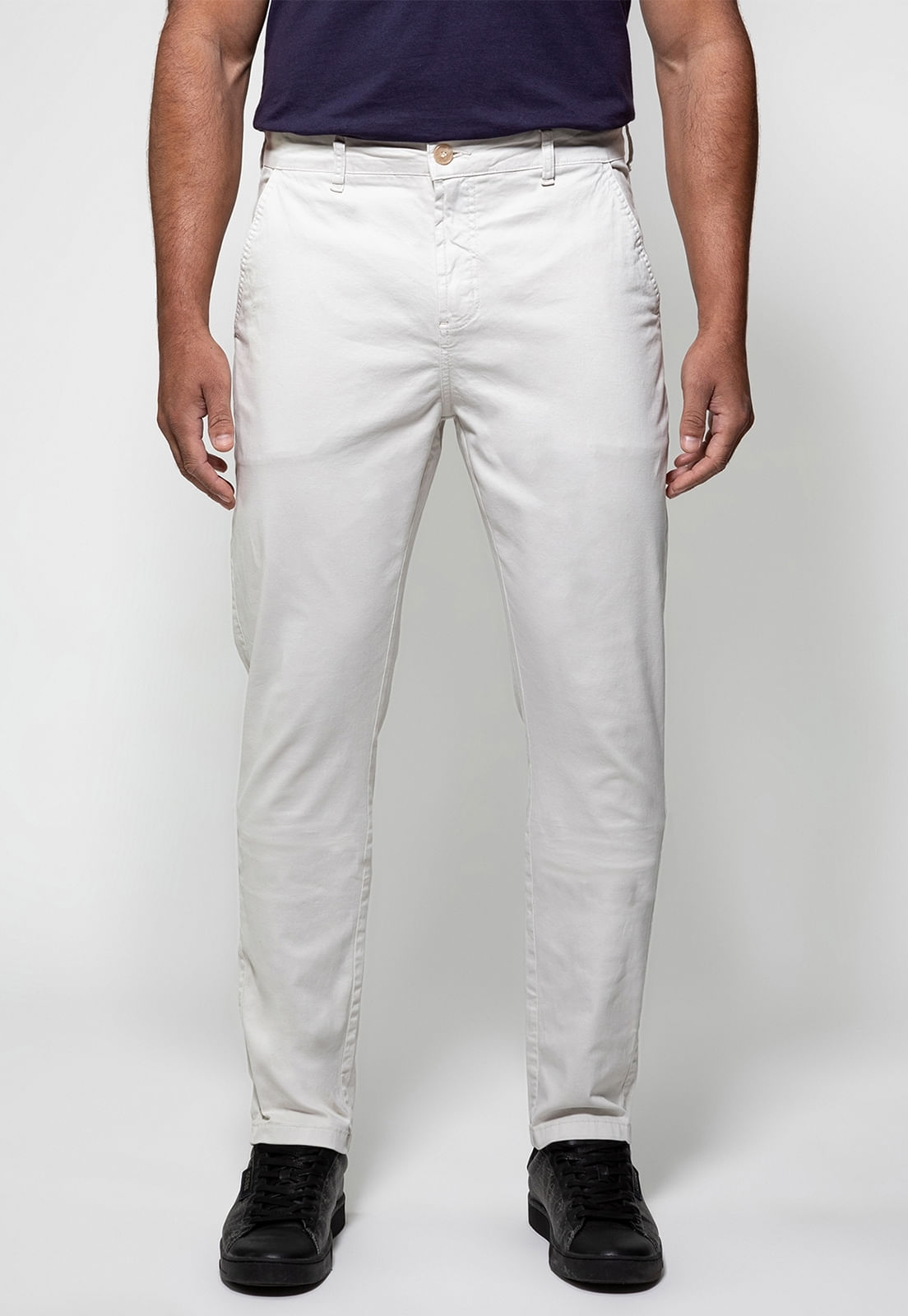 Calça Chino Slim Guess Cinza Claro - Imagem 19