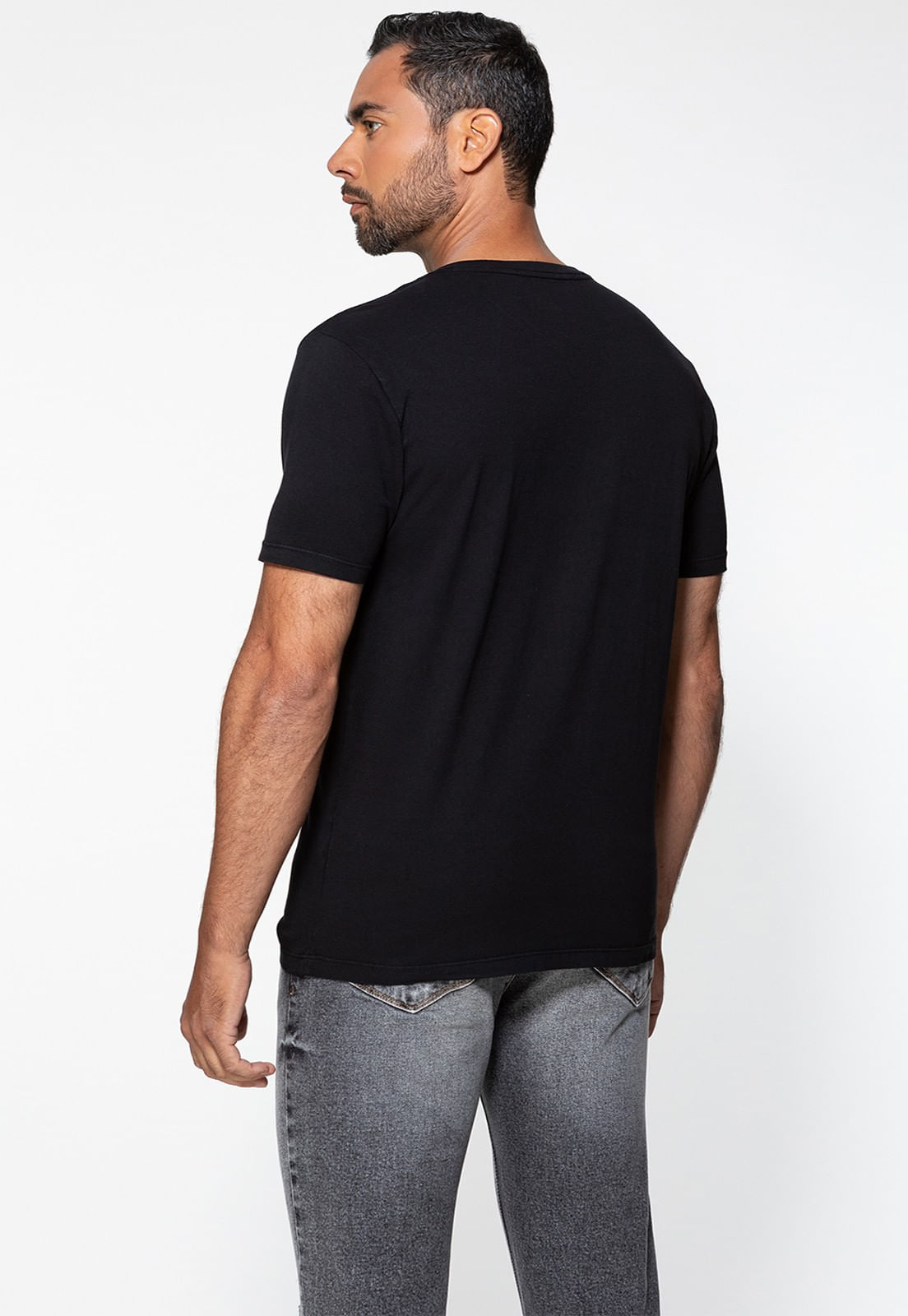 Camiseta Est 1981 Guess Preto - Imagem 9