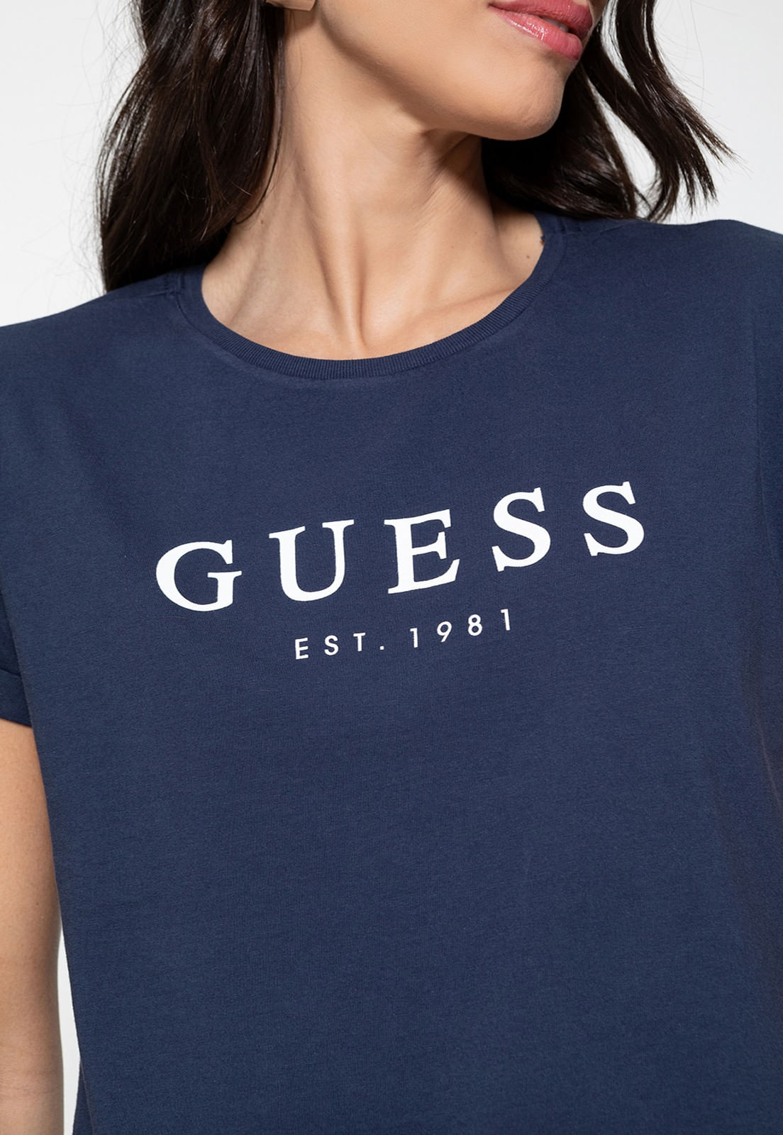 Camiseta Guess Escrita Est. 1981 Azul Escuro - Imagem 18