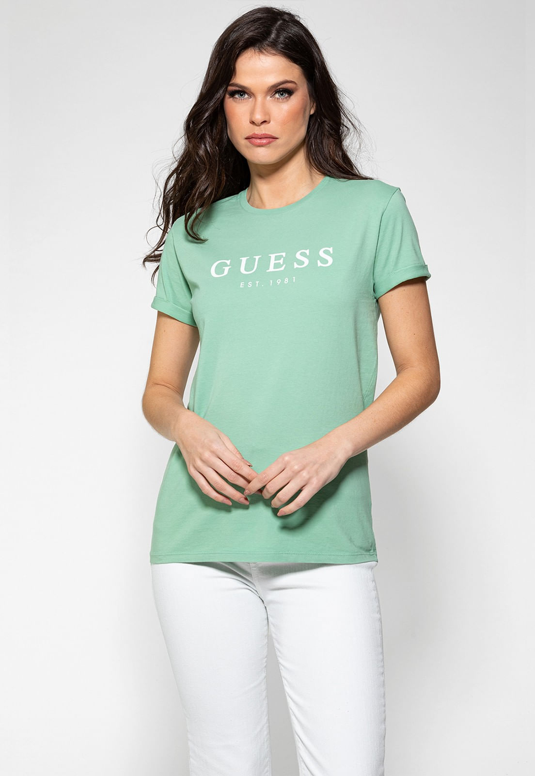 Camiseta Guess Escrita Est. 1981 Verde Claro