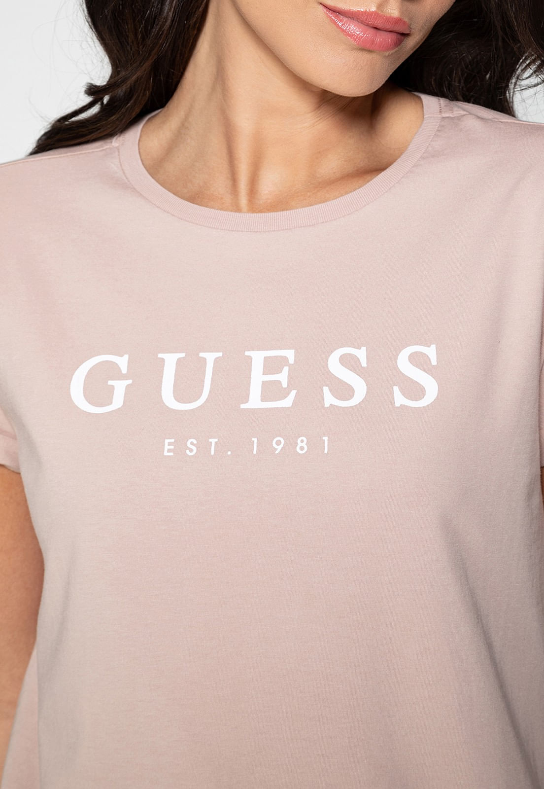 Camiseta Guess Escrita Est. 1981 Rosa Claro - Imagem 3