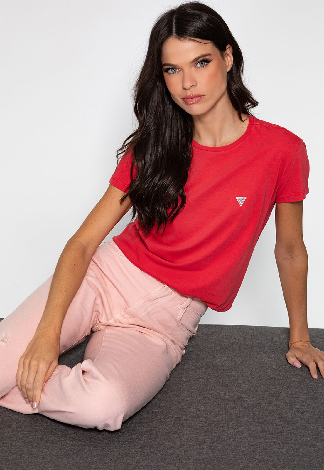 Camiseta Etiqueta Guess Triangulo Rosa - Imagem 6