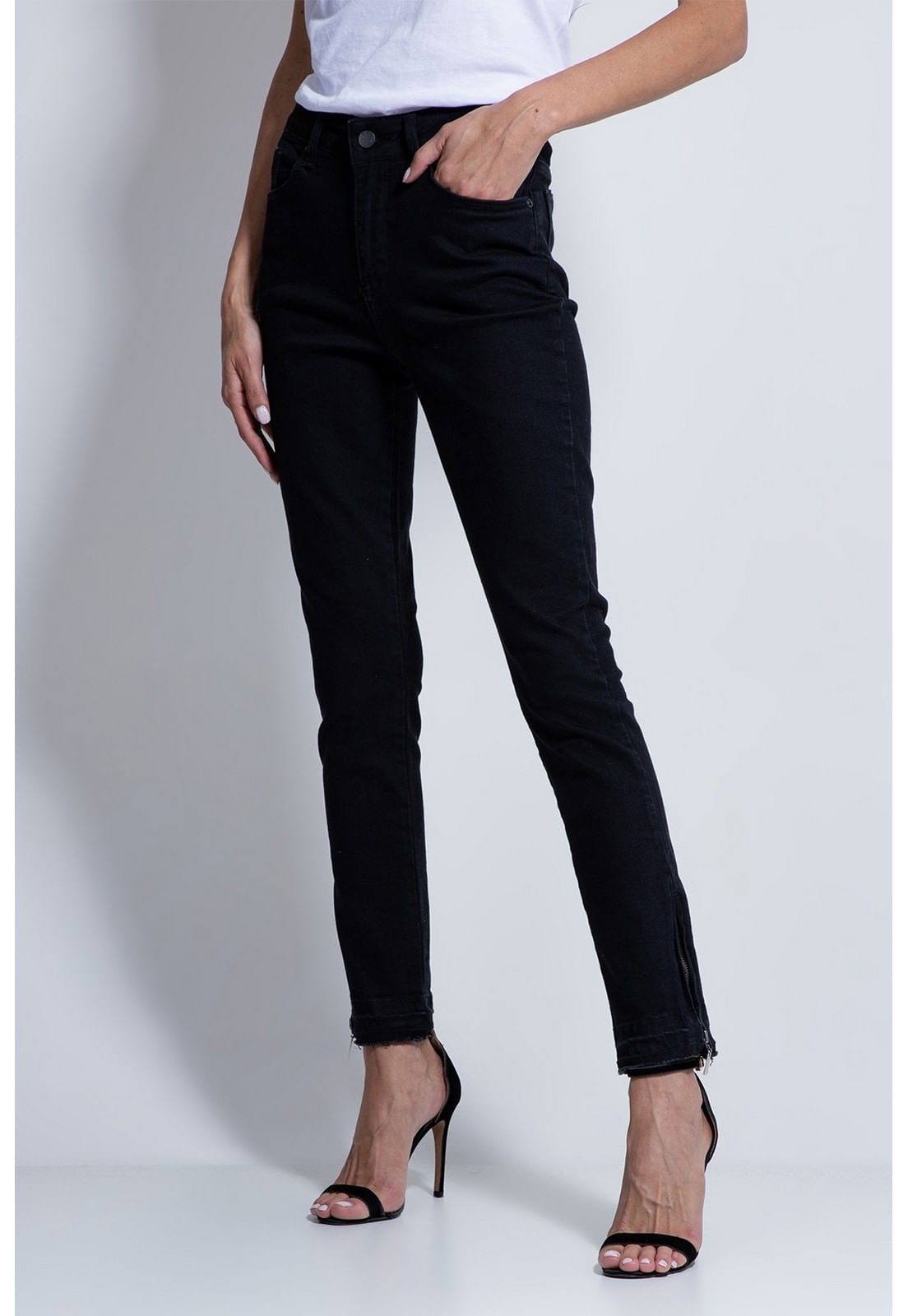 Calça Sarja Barra Desfeita Zíper Guess Preto - Imagem 6