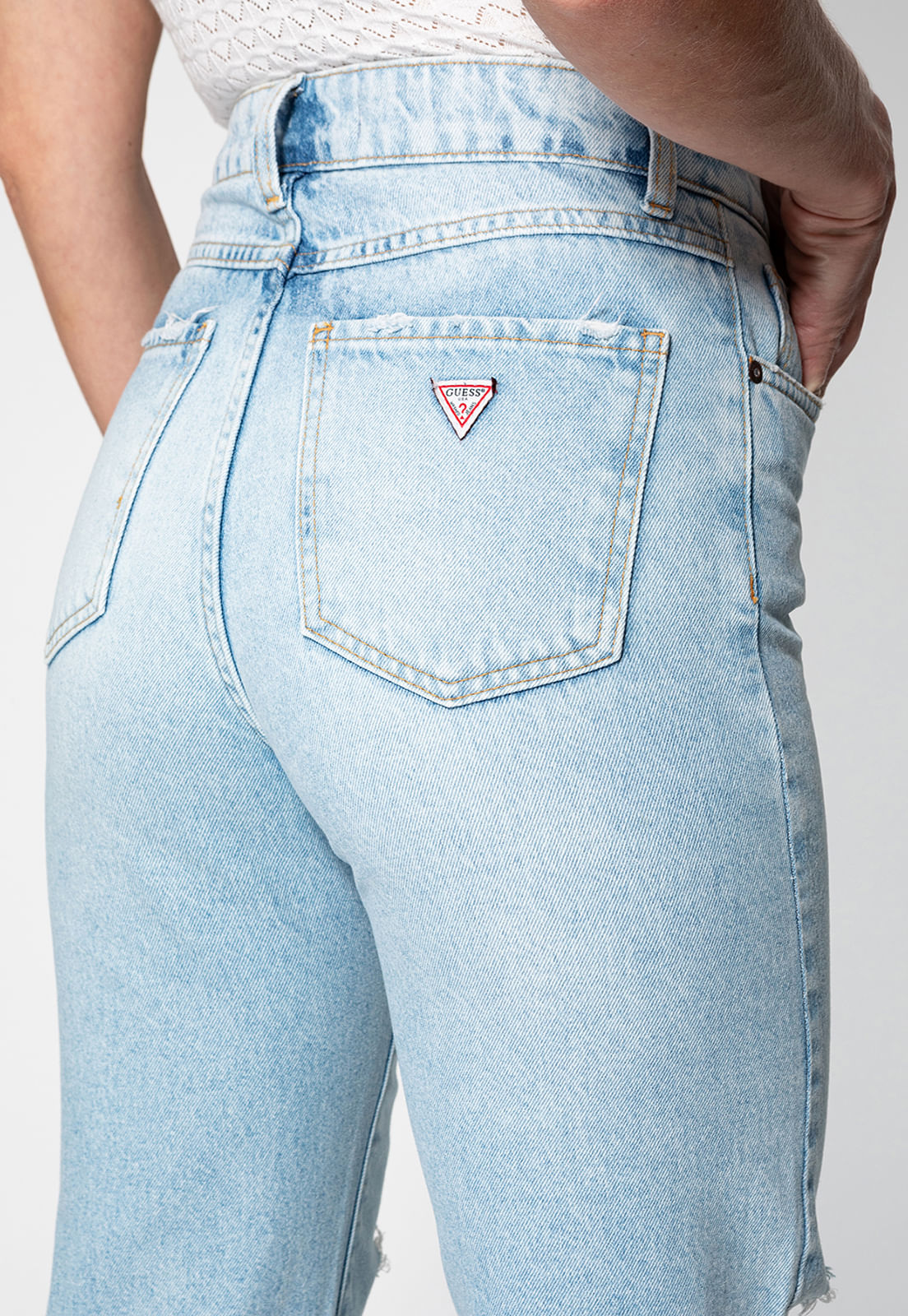 Calça Jeans 1981 Straight Clara Guess Azul Claro - Imagem 6