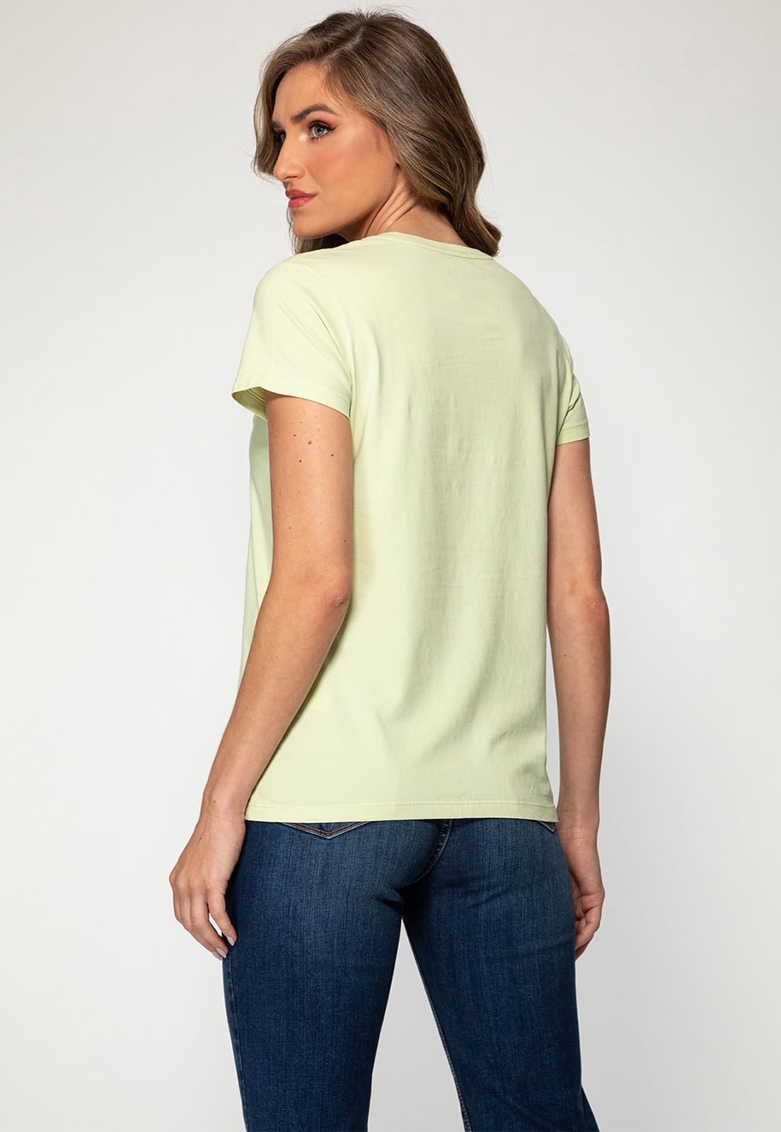 Camiseta Bordado Cursivo Guess Verde Claro - Imagem 29