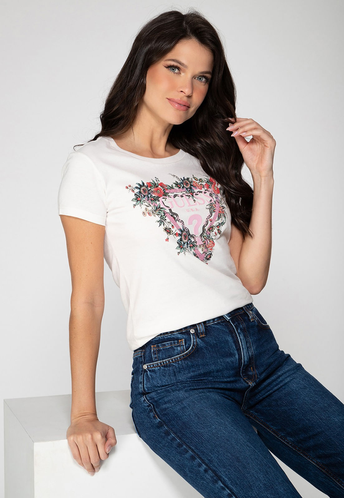 Camiseta Logo Triângulo Flores Creme - Imagem 40