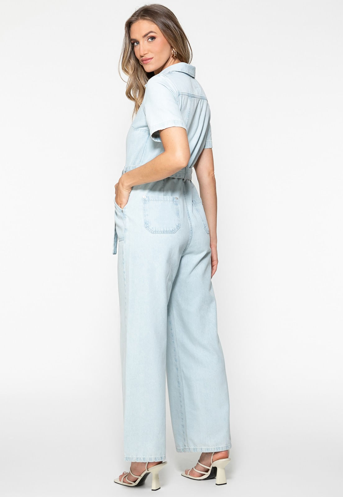 Macacão Jeans Wide Leg Azul Claro - Imagem 11