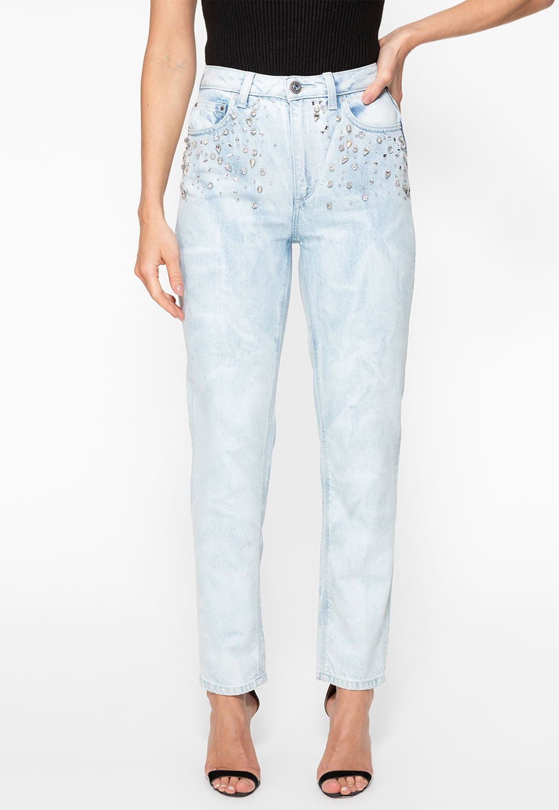 Calça Mom Jeans Eco Aplique Strass Azul Claro - Imagem 9