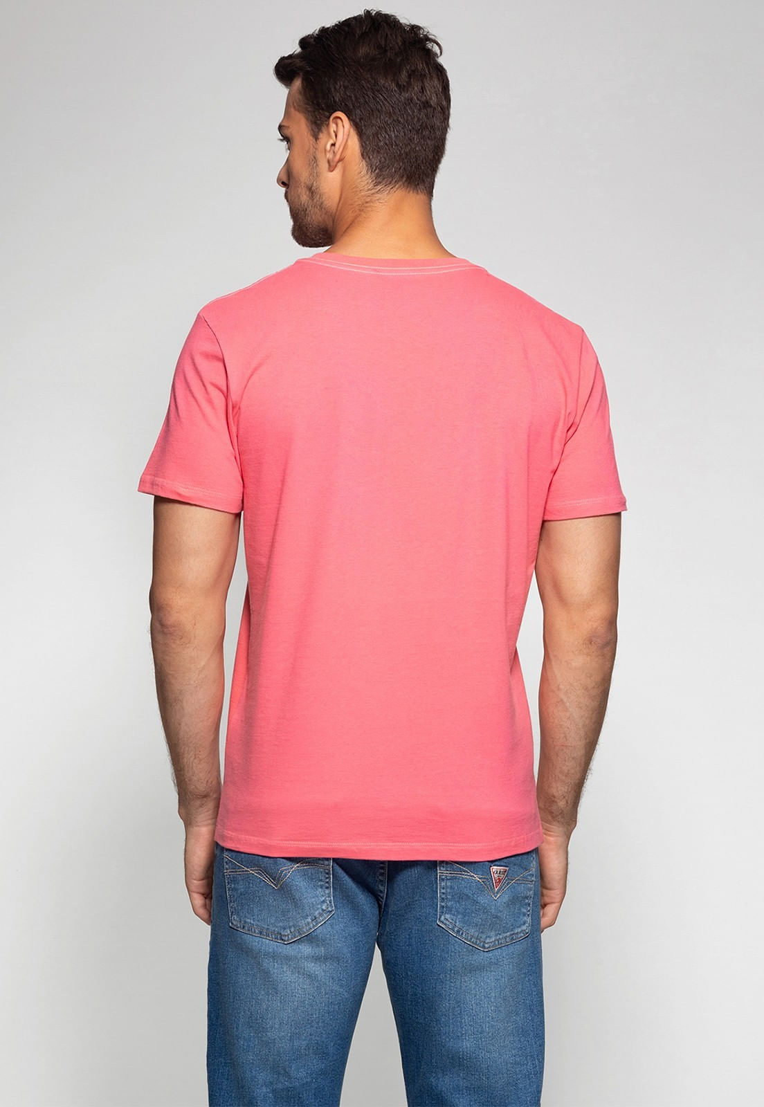 Camiseta Silk Emborrachado Guess Salmão - Imagem 11