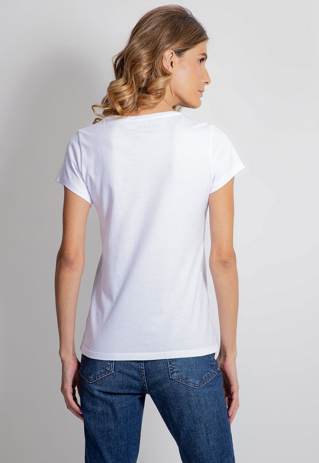 Camiseta Silk Logo Triangulo Guess Branco - Imagem 3