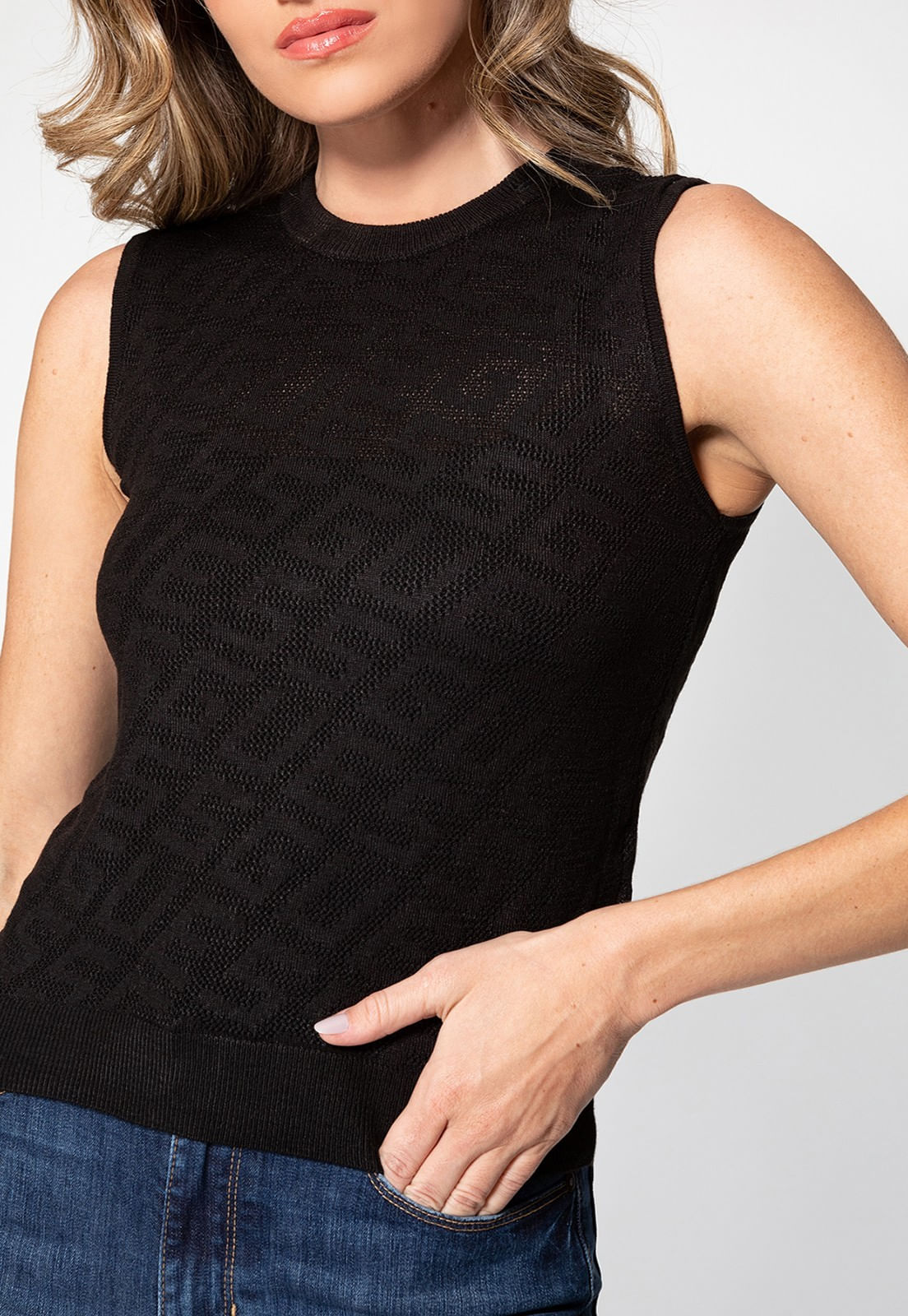 Blusa Tricot Jacquard Guess Preto - Imagem 16
