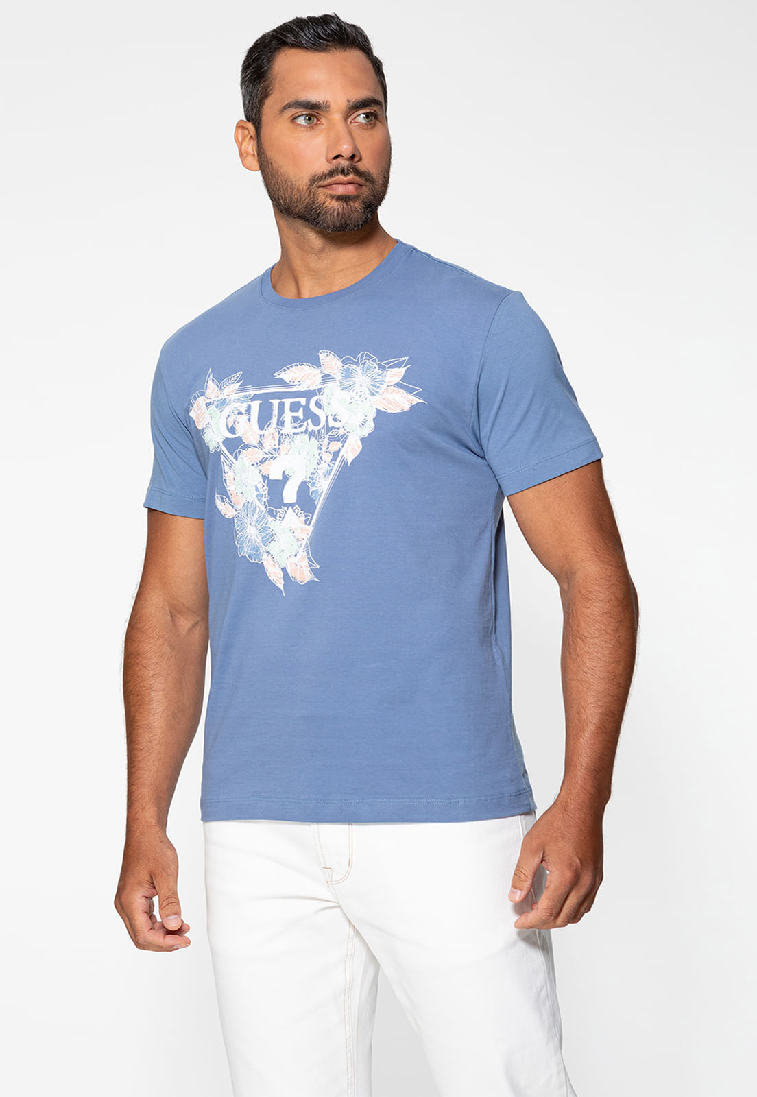 Camiseta Guess Triângulo Floral Bordado Azul Claro - Imagem 24