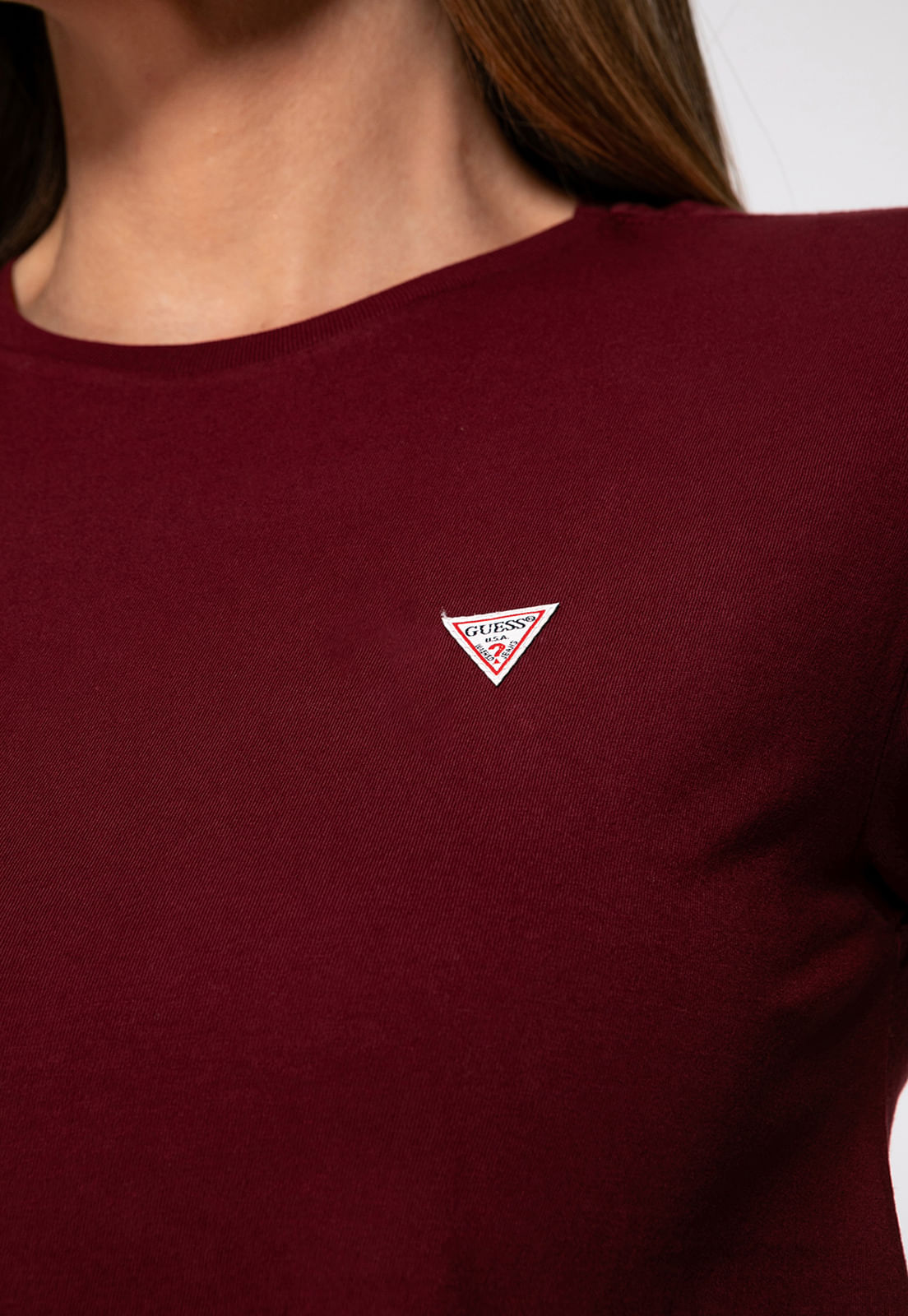 Camiseta Etiqueta Guess Triangulo Bordô - Imagem 23