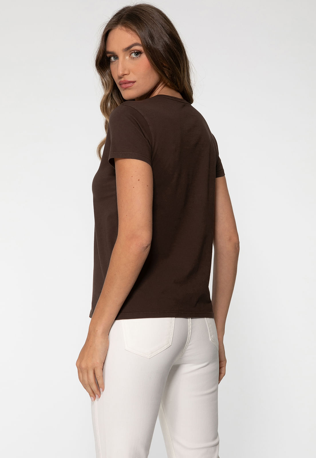 Camiseta Etiqueta Guess Triangulo Marrom - Imagem 16