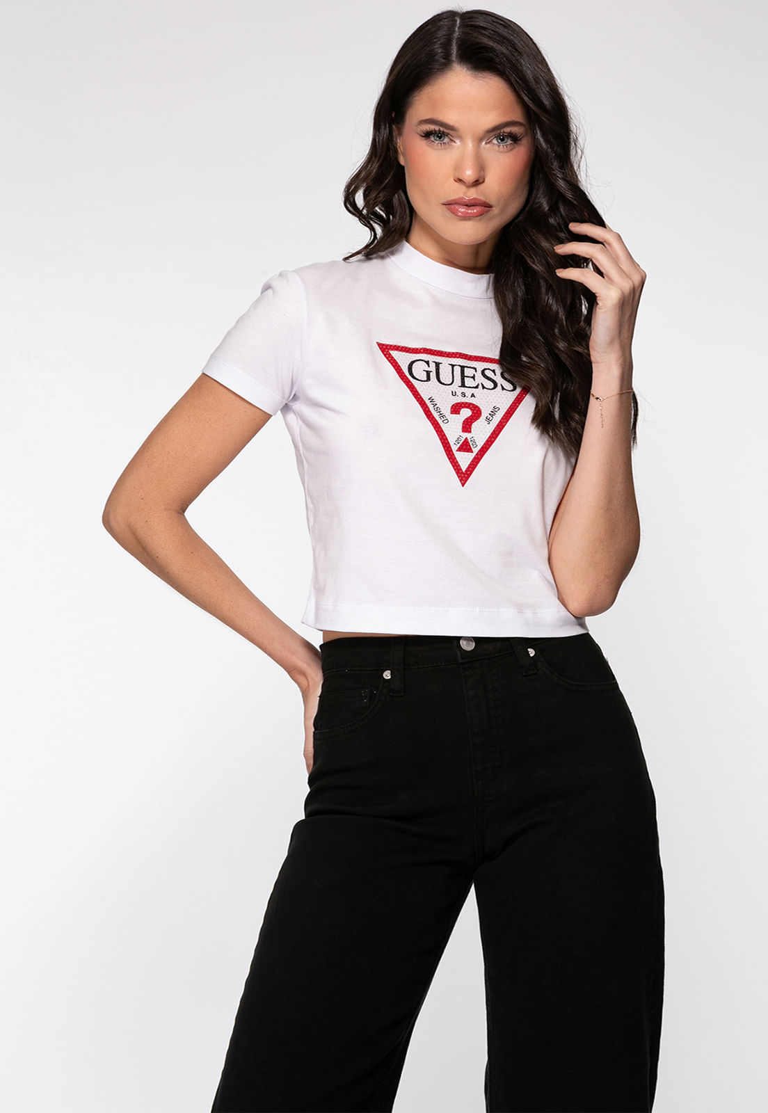 T-shirt Guess Triang Hotfix Cropped Branco - Imagem 8