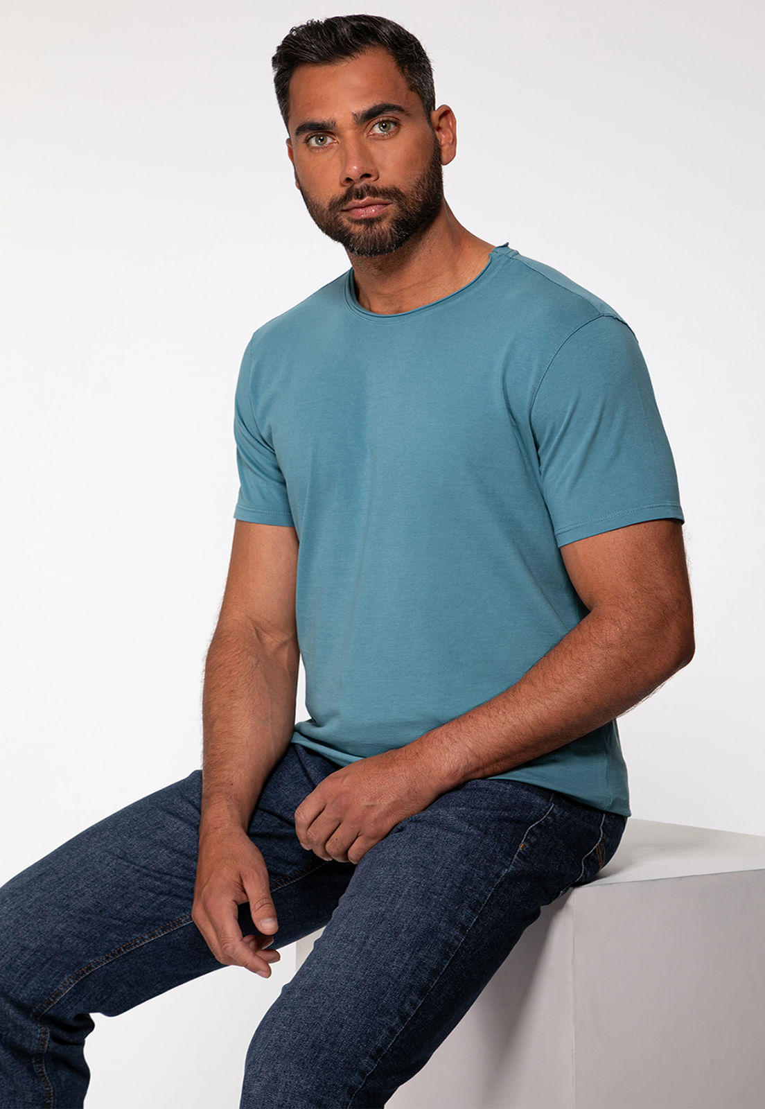 Camiseta Decote A Fio Azul - Imagem 17