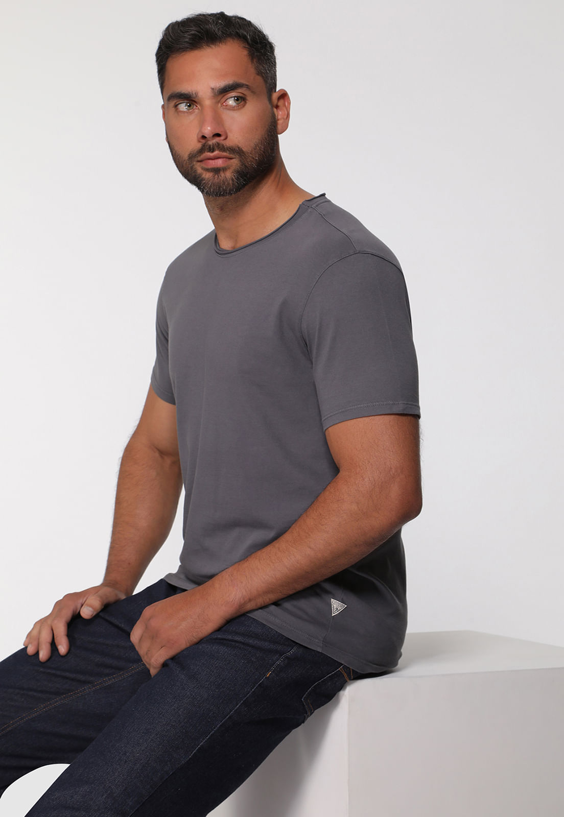 Camiseta Decote A Fio Cinza - Imagem 26