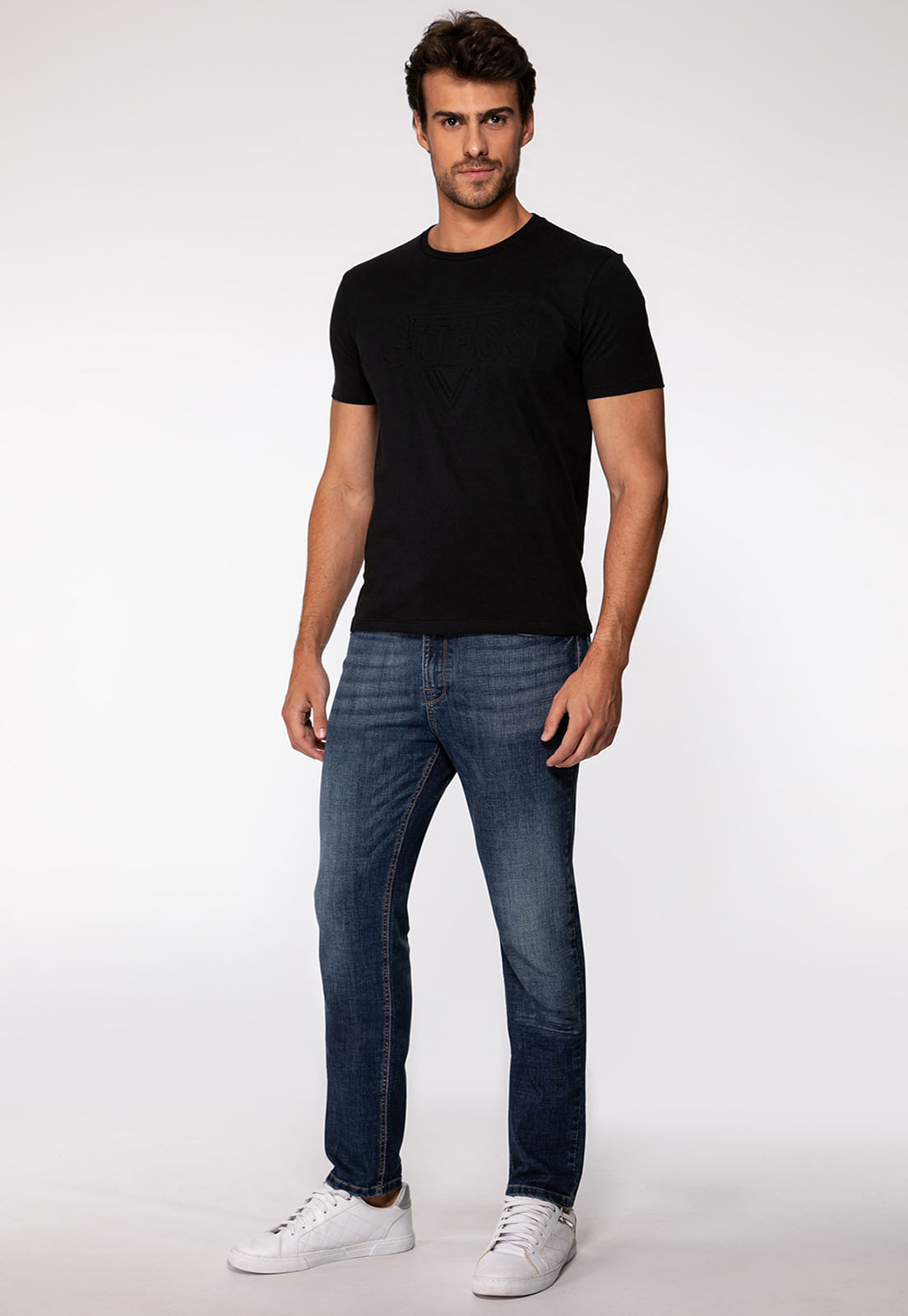 Camiseta Logo Embossed Preto - Imagem 20