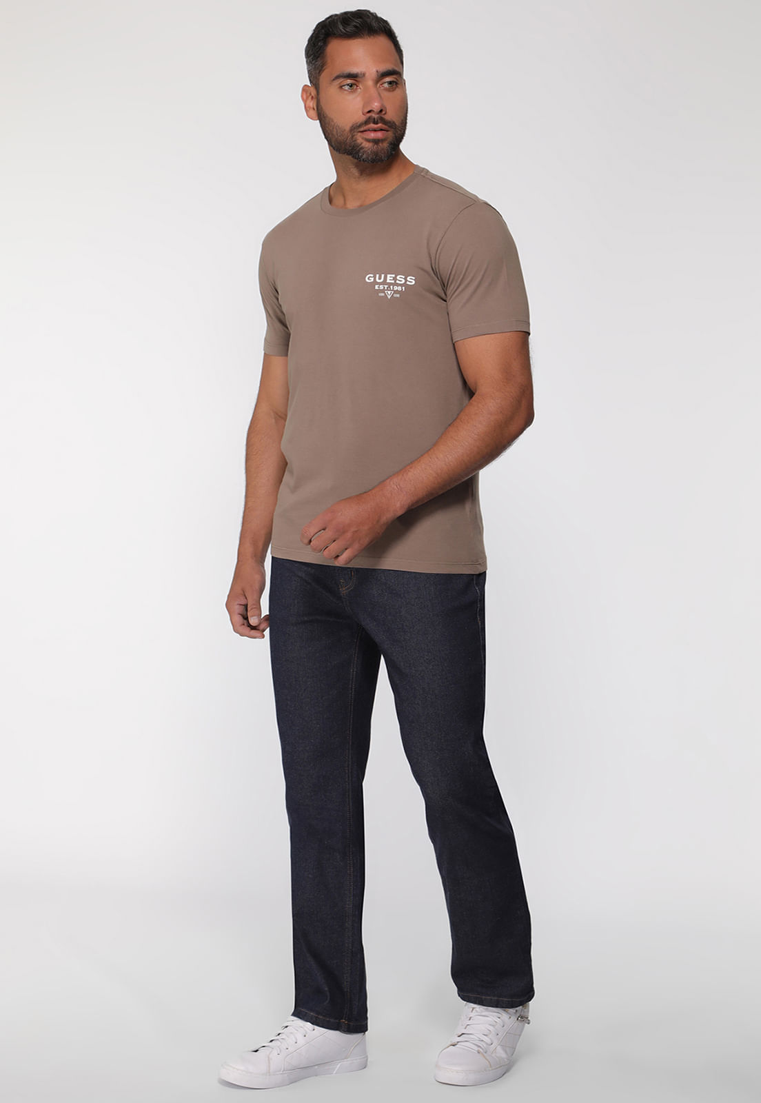 Camiseta Est 1981 Guess Marrom - Imagem 7