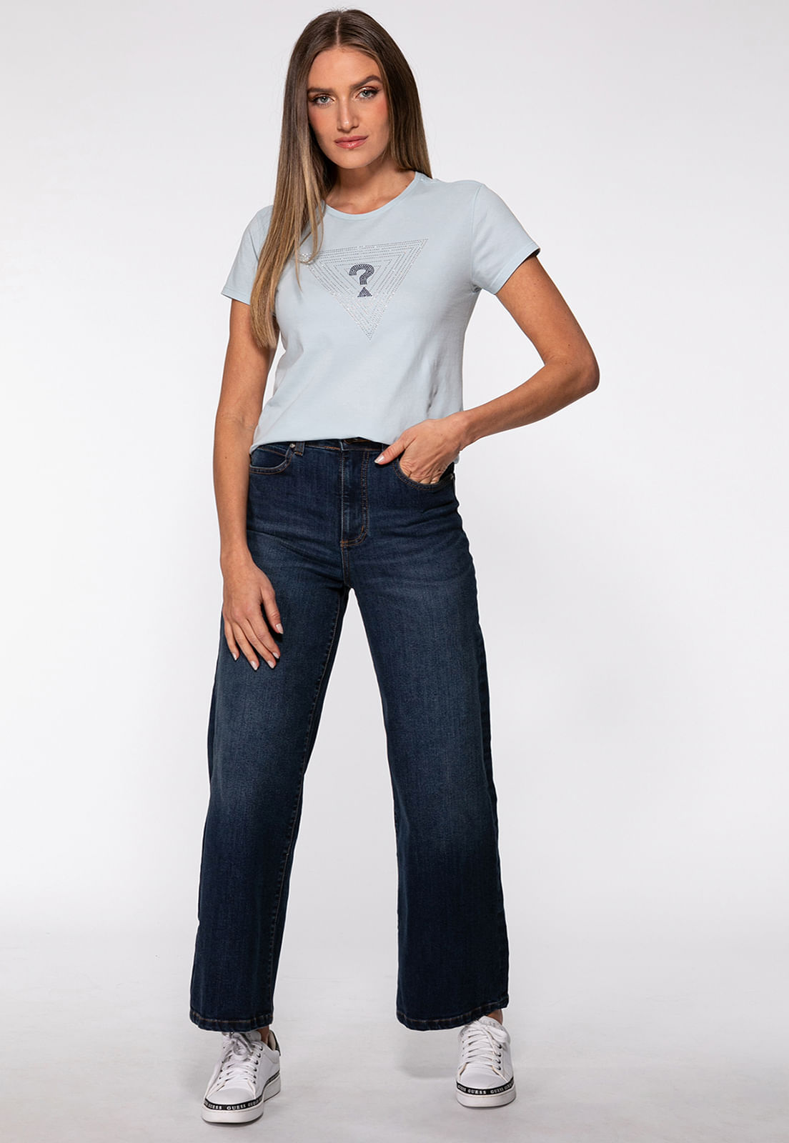 T-shirt Guess Triangs Hot Fix Azul Claro - Imagem 8