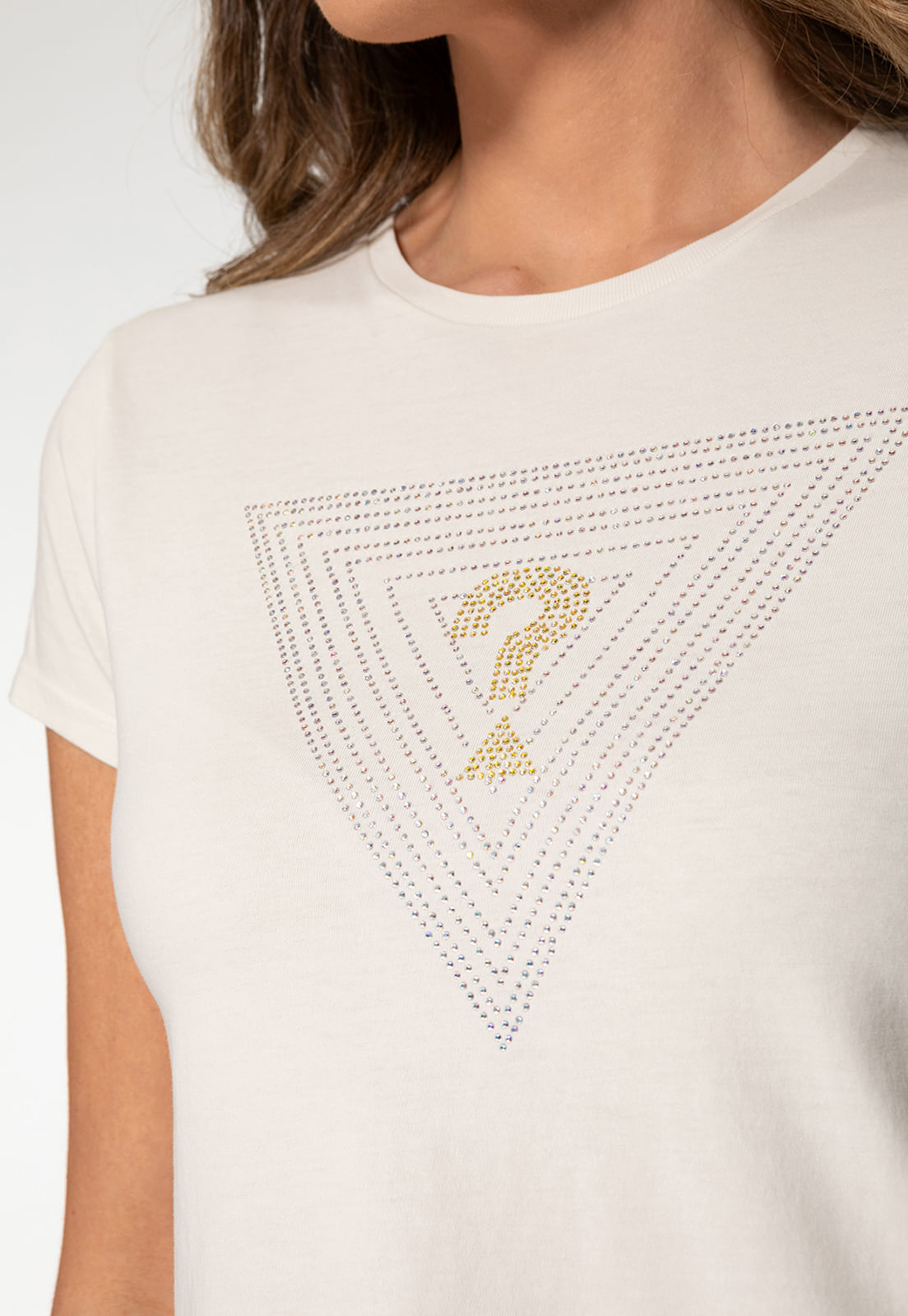 Camiseta Guess Triangs Hot Fix Off White - Imagem 23