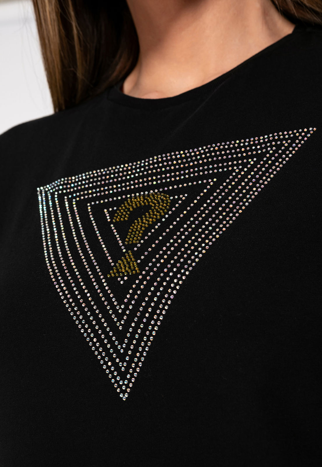 T-shirt Guess Triangs Hot Fix Preto - Imagem 10